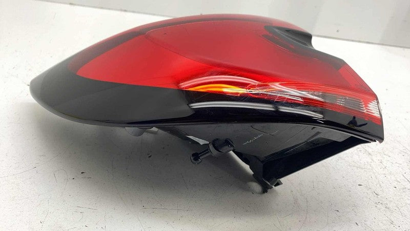 68424931AC ⭕ 2021-2025 Chrysler Pacifica Rear Left Side Outer Tail Light Lamp LH 68424931AC