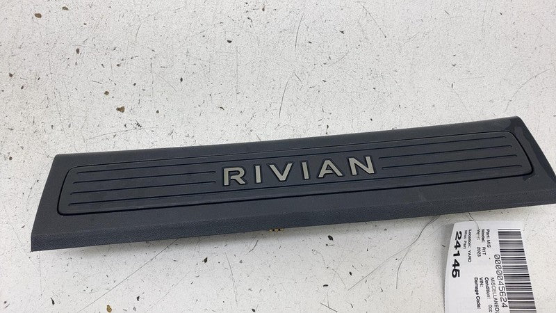 PT00219777 ⭕ 2022-2024 Rivian R1T Front Right Door Sill Scuff Plate Trim Cover PT00219777