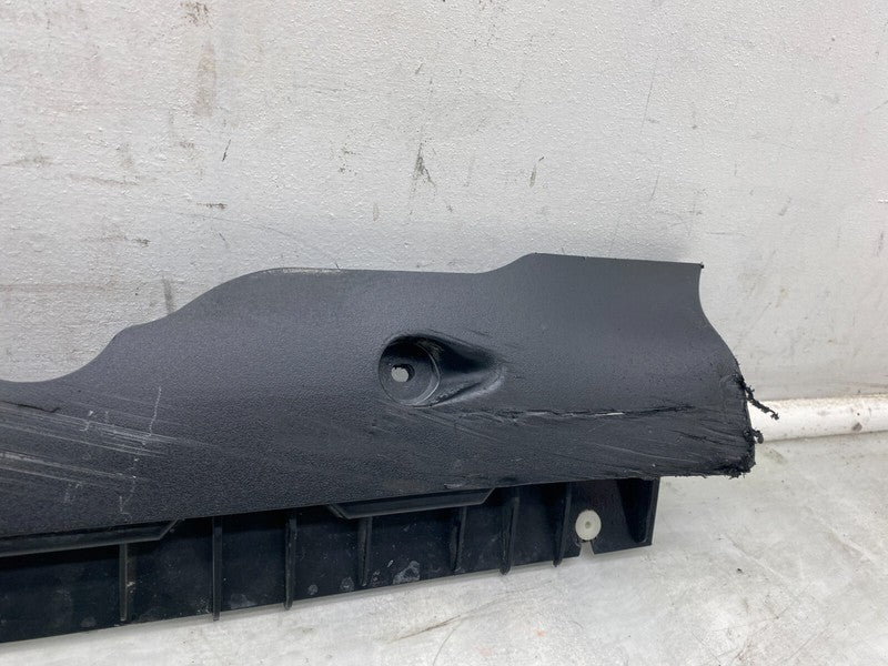 1497745 00 B ⭕ 20-24 Model Y Right Skirt Rocker Molding Panel Carrier Bracket RH 1497745-00-B