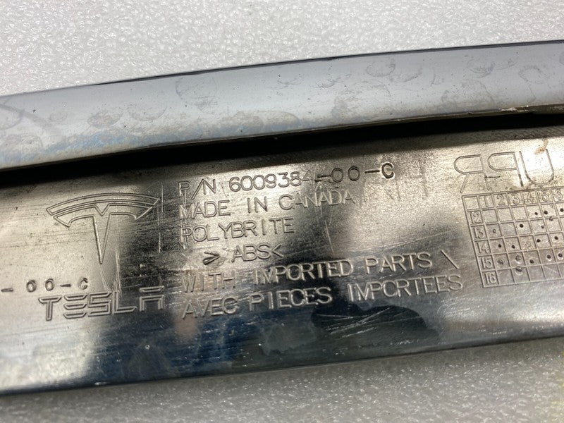 600938400C ⭕ 12-15 Model S Front Right Bumper Fog Lamp Upper Louvre Trim Panel 6009384-00-C