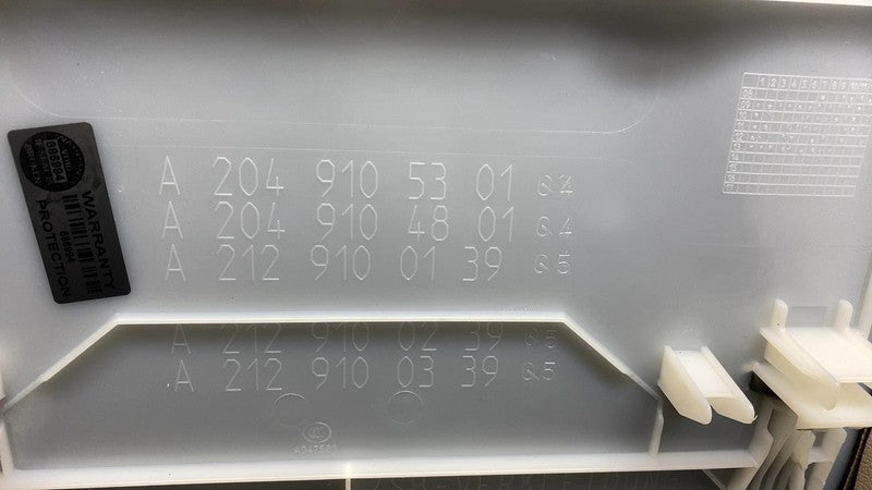 A 204 910 53 01 ⭕ 2010-2016 Mercedes E350 Front Right or Left Seat Back Cover Panel A2049105301