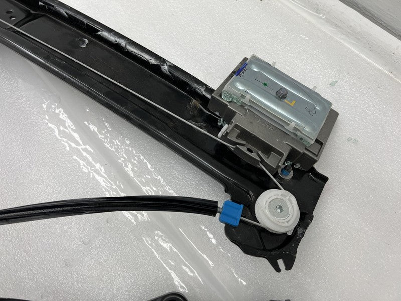 P11-C67040-04 ⭕2022-2024 Lucid Air Rear Right Side Window Regulator & Motor Assy P11-C67040-04