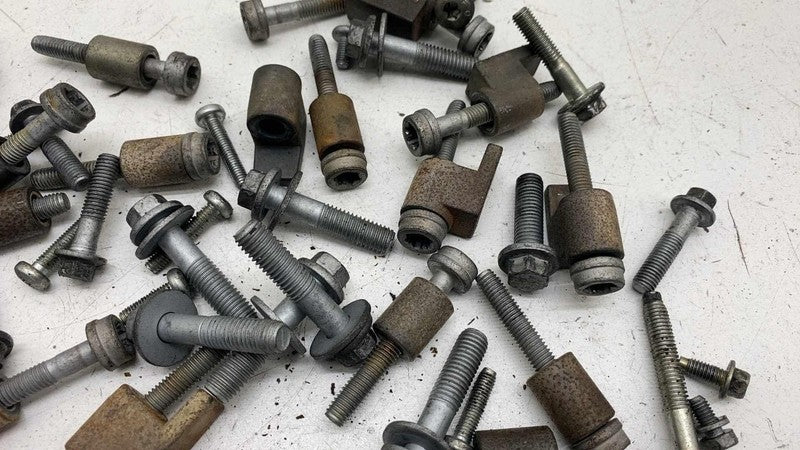 ⭕ 2014-2017 Land Rover Range Rover Sport Engine Motor Bolts Only