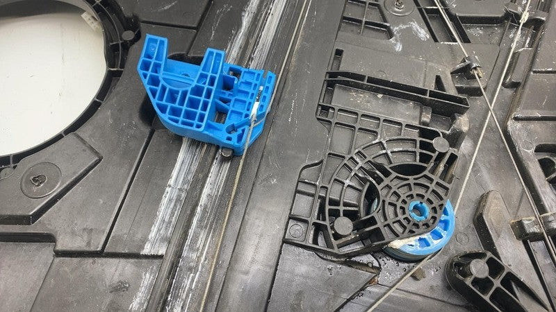 82470G5110 ⭕2017-2022 Kia Niro Front Window Regulator & Motor w/ Door Latch Left 82470G5110