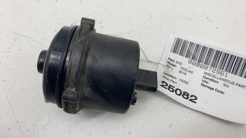 ⭕ 2017-2023 Tesla Model 3 Y Radiator Reservoir Coolant Cooling Water Pump Assy