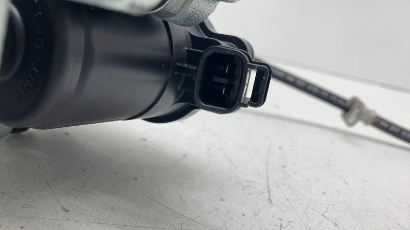 ⭕2023-2024 Toyota Prius Rear Passenger Side Caliper w/ Brake Hose Line Right FWD