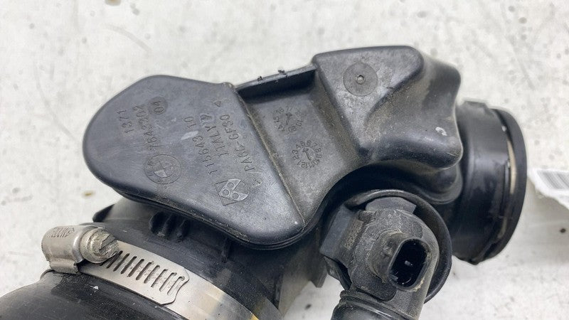 ⭕ 2017-2020 BMW 540i Engine Air Cleaner Intake Duct Hose Tube Pipe 137