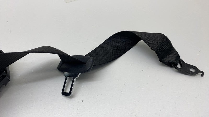 634844600G 2017-2022 BMW 530e G30 Rear Left or Right 2nd Row Seat Belt Retractor LH=RH OEM