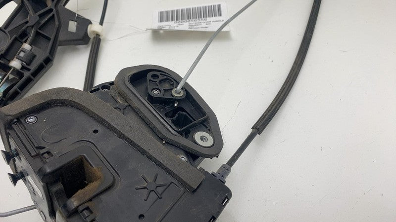 ⭕ 2014-2019 Chevrolet Silverado 1500 Front Left Exterior Door Handle w/ Actuator