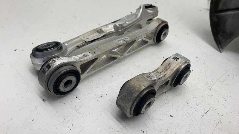 ⭕ 2016-2020 Tesla Model S Rear Right Spindle Knuckle Hub w/ Control Ar