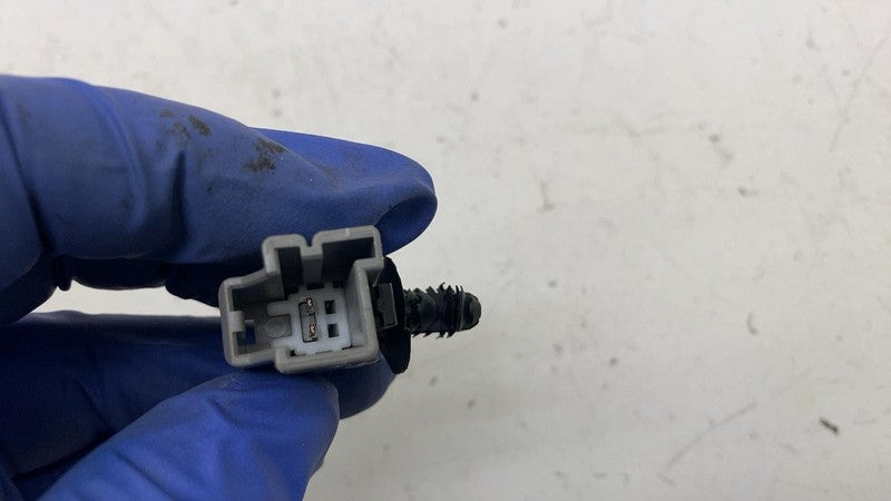 ⭕24-25 Tesla Model 3 Rear Driver Side 2nd Row Seat Belt Buckle Left 18