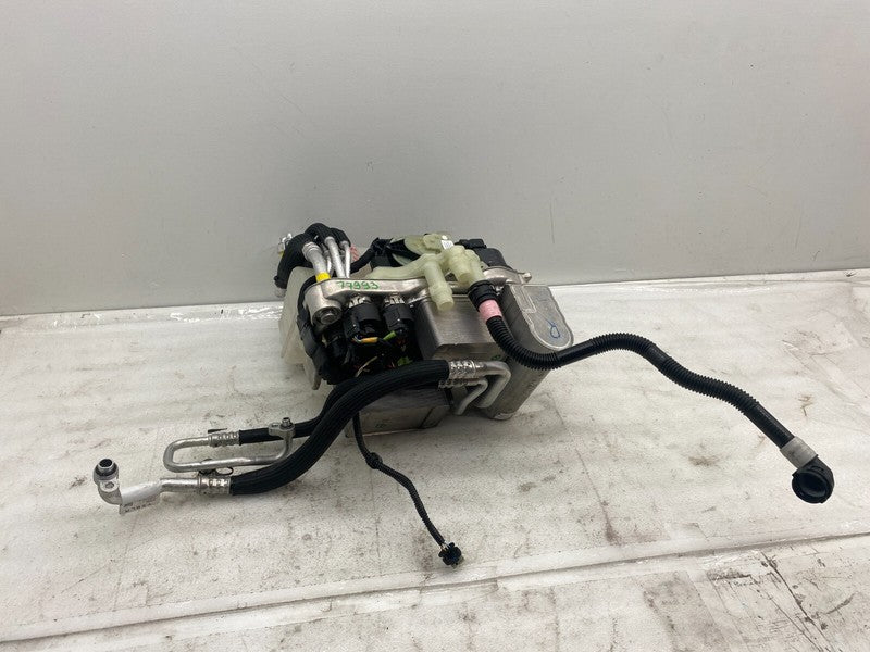 1506859 97 D ⭕ 2020-2023 Tesla Model 3 Supermanifold Refrigerant Chiller w/ Coolant Reservoir