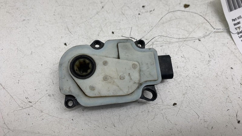 ⭕2012-2015 Tesla Model S Front Bumper Grille Vent Shutter Control Moto