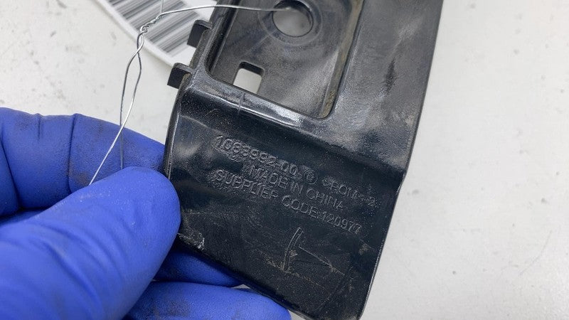 ⭕ 17-23 Tesla Model 3 Rear Left Taillight Tail Lamp Mount Bracket 1083