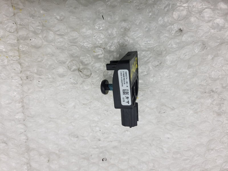 1005274 00 B ⭕ 12-15 Tesla Model S C-Pillar Acceleration Impact Sensor Assembly 1005274-00-B