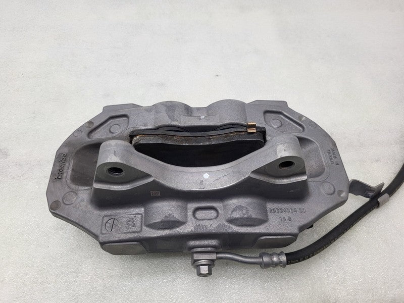 104462200E ⭕17-23 Model 3 Front Passenger Side Caliper + Brake Hose Line Right 1044622-00-E