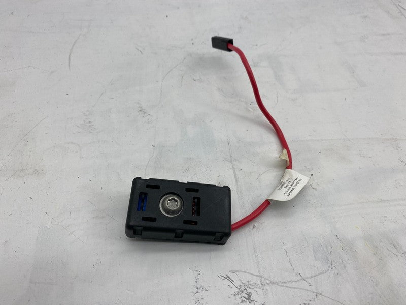 ⭕ 2021-2025 Tesla Model S X Infotainment Antenna Noise Filter +12V 150