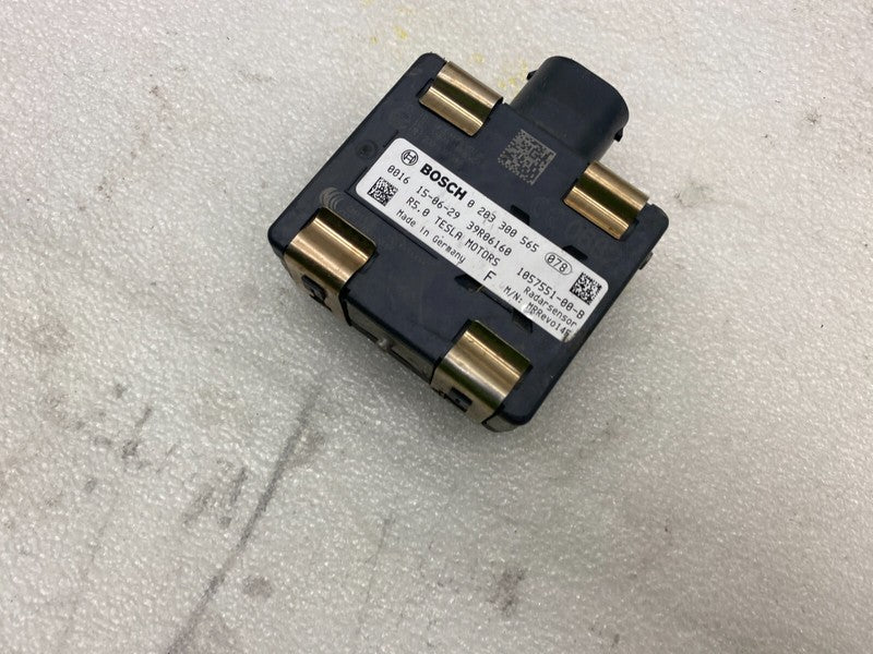105755100B ⭕ 2012-2020 Tesla Model S X Front Radar Sensor Sonar Control Module 1057551-00-B