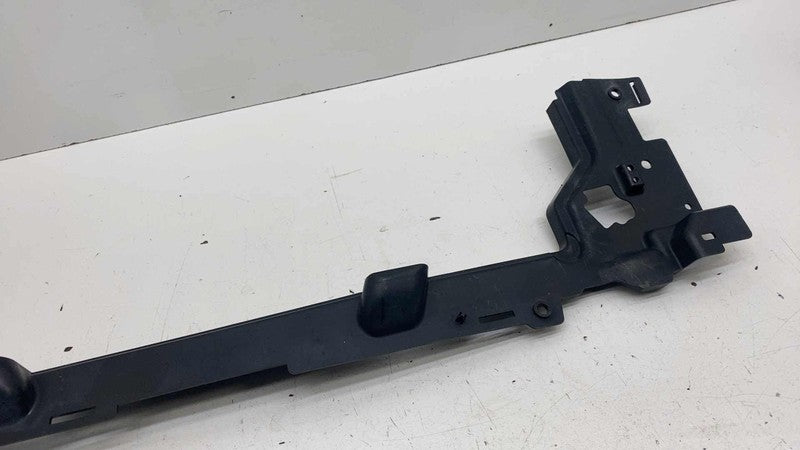 DK62-8A303-A ⭕ 14-17 Range Rover Sport Engine Cooling Radiator Upper Deflector DK62-8A303-A