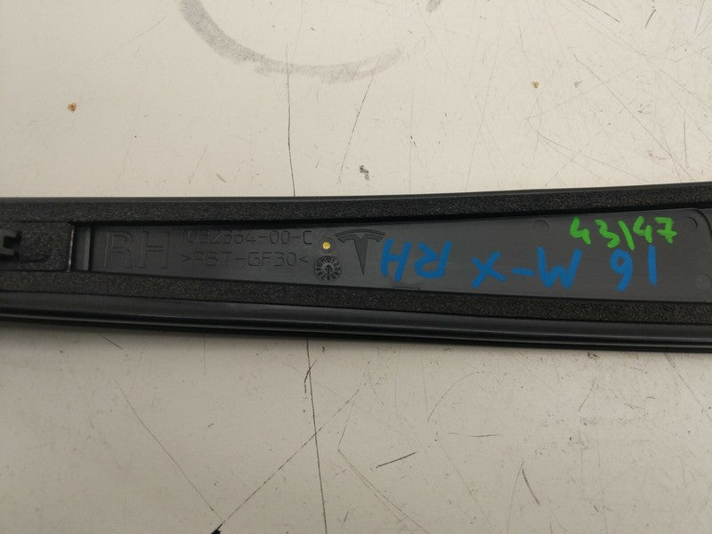 1032364 00 C ⭕ 16-20 Tesla Model X Passenger Side B-Pillar Applique Glass Right 1032364-00-C