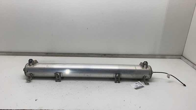 ⭕ 2022-2024 Rivian R1T R1S Air Ride Suspension Reservoir Tank OEM C200