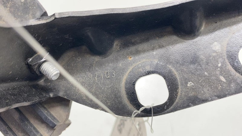 ⭕2022 Mercedes Benz EQS450+ Rear Passenger Side Bumper Bracket Right A