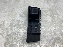 ⭕ 17-23 Model 3 Rear Left Bumper Taillight Tail Lamp Mount Bracket 1083992-00-D