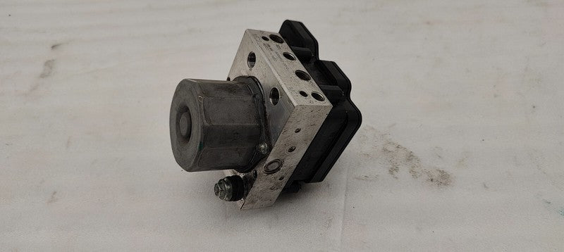 600636300C ⭕ 12-15 Model S Hydraulic Control ABS Anti-Lock Brake System Pump 6006363-00-C