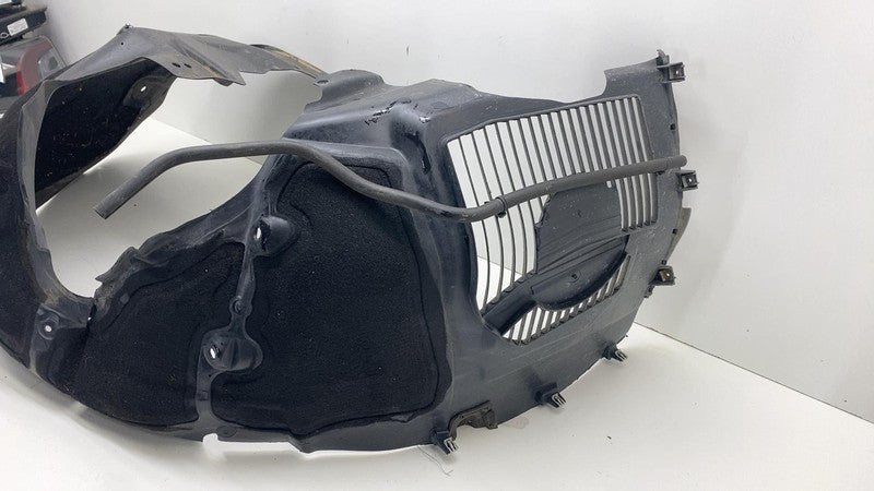 1063694-00-B ⭕ 16-20 Tesla Model S Front Right Wheel Fender Liner Splash Shield 1063694-00-B