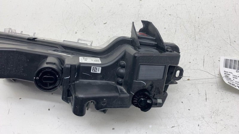 ⭕ 17-23 Tesla Model 3 Front Right Foglamp Turn Signal LED Fog Light 10