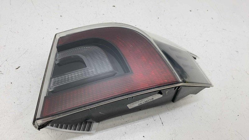 ⭕ 2012-2022 Tesla Model S Rear Right Taillight LED Outer Tail Lamp 600