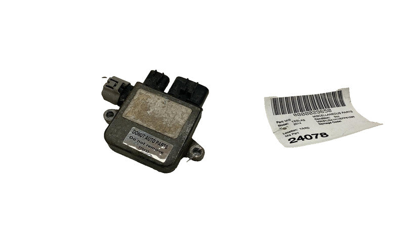 ⭕ 12-20 Model S MS Left or Right Cooling Fan Relay Control Module 8282