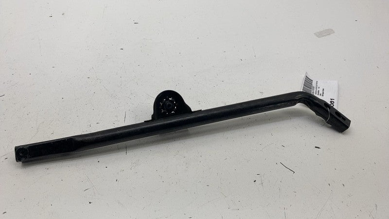 ⭕ 2017-2024 Chrysler Pacifica Front Side Crossmember Brace Bracket OEM Assembly