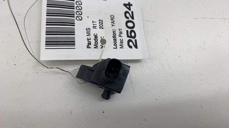 ⭕ 2022 2023 2024 Rivian R1T R1S Crash Impact Sensor OEM PT00001456