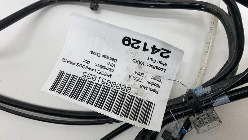 125093800F 2024-2025 Tesla Cybertruck Rear Air Pressure Line Pipe Tube Cable 1250938-00-F