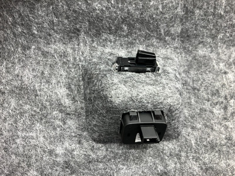 105964900C ⭕ 16-20 Model S Front Frunk Carpet Luggage Storage Well Compartment 1059649-00-C