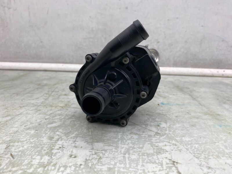 2016-2020 Tesla Model X MX Auxiliary Coolant Water Cooling Pump 1054529-00-G OEM
