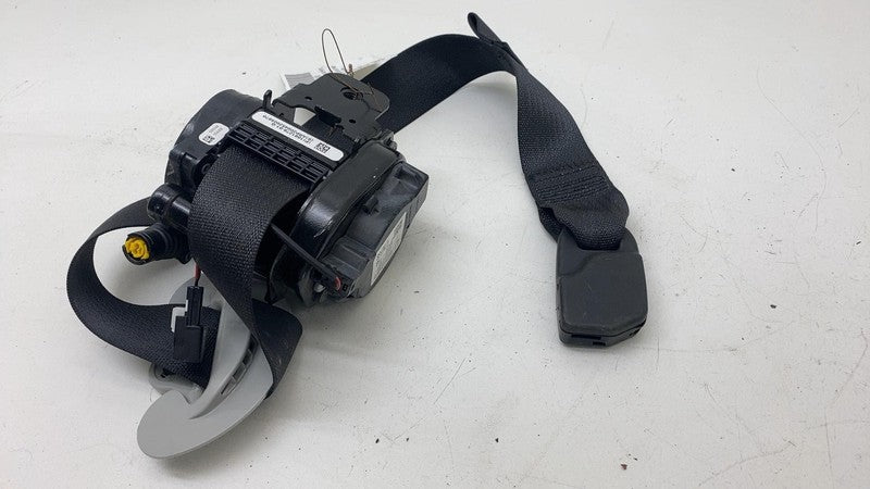 1081279 01 G ⭕ 2017-2023 Tesla Model 3 Front Right 1st Row Seat Belt & Retractor 1081279-01-G