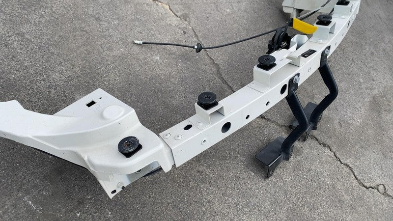 ⭕2014-2020 Maserati Ghibli Front Upper Radiator Support Frame Center T