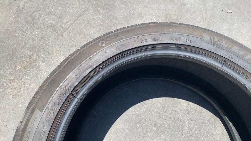 ⭕ Michelin 235/45R18 98W Primacy All Season Tire