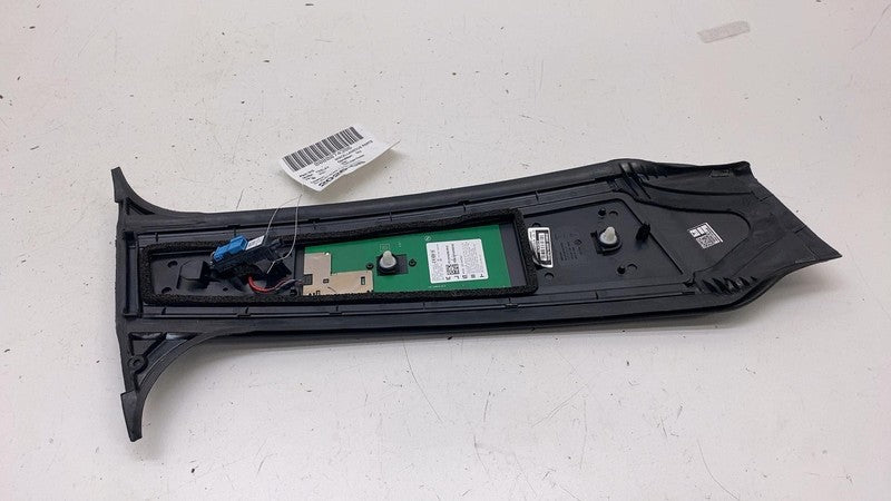 1506886-00-E ⭕ 20-23 Model Y Right Exterior B-Pillar Applique Trim w/ Camera RH 1506886-00-E