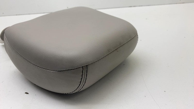 ⭕ 2018 Chrysler Pacifica Left or Right Seat Headrest Head Rest w/ Guide Sleeves