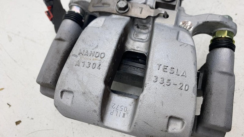 ⭕ 17-25 Tesla Model 3 M3 Rear Left Caliper w/ Brake Hose Line BASE 104