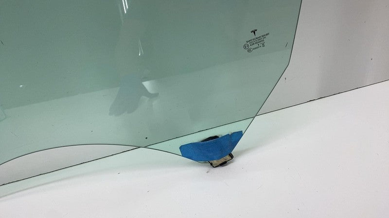 E9 43R-004530 ⭕ 2017-2020 Tesla Model 3 Front Driver Side Door Window Glass Left (Single Pane)