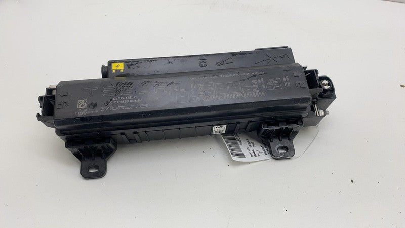 103440500D ⭕16-20 Tesla Model S Front Frunk Engine Bay Under Hood Fuse Box 12V 1034405-00-D