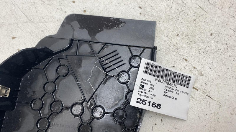 ⭕ 2022 Rivian EDV-700 Van Front Driver Side Bracket Cladding Left LH P