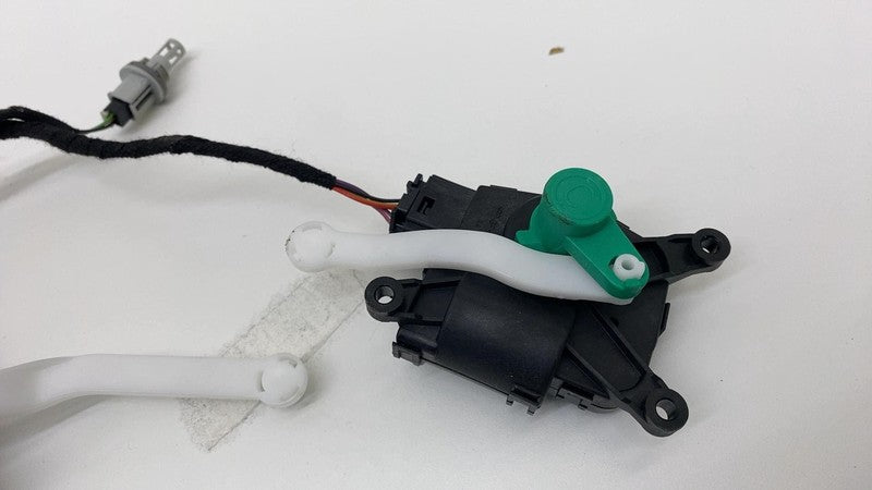 2021-2024 Tesla Model S HVAC A/C Heater Harness w/ Flap Servo Actuator