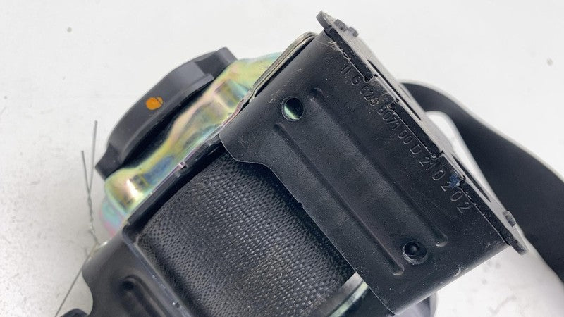 ⭕ 20-23 Model Y MY Rear Left or Right 2nd Row Seat Belt & Retractor 14