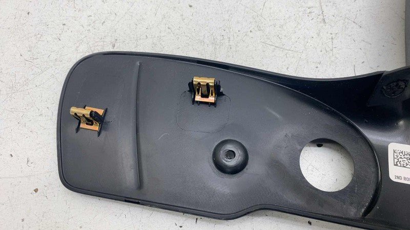 5RT78DX9AD ⭕ 2017-2025 Chrysler Pacifica Rear Right 2nd Row Seat Shield Cover RH 5RT78DX9AD