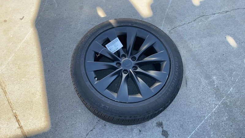 Wheel TESLA X 18